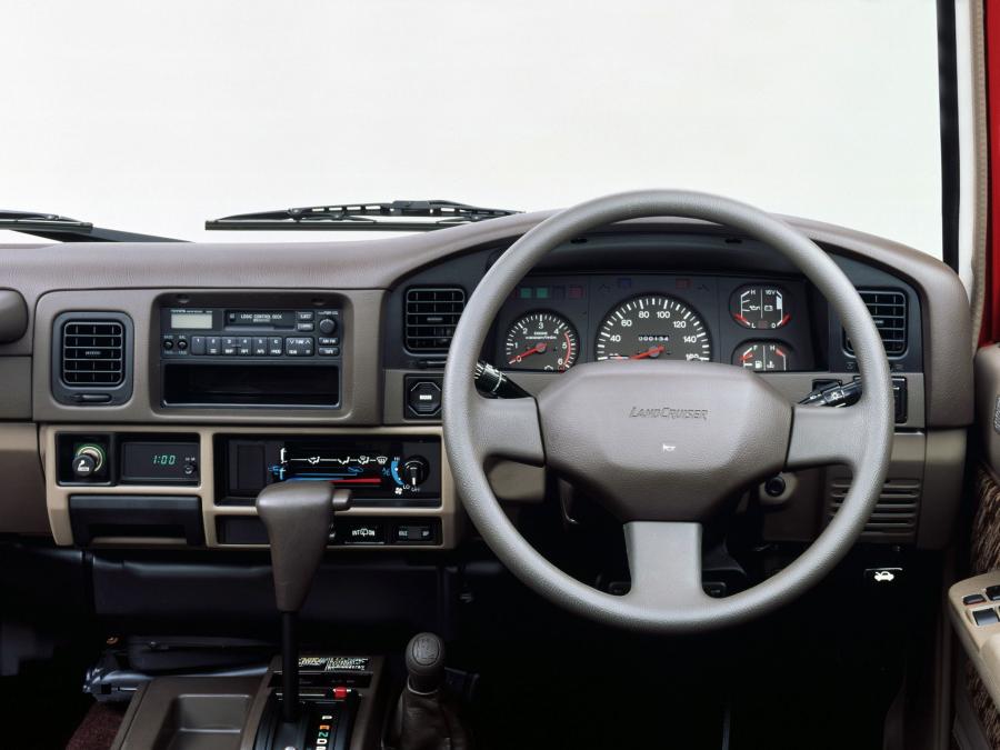  Toyota Land Cruiser Prado 70 (LJ71G) 1990 года  (фото 13 из 14)